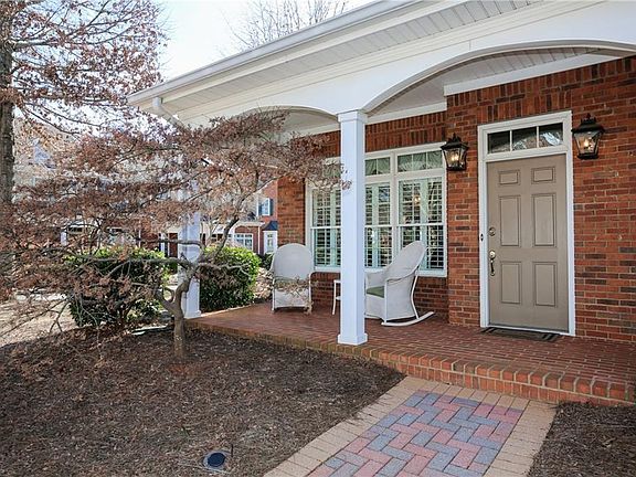 3rd image of 8410 Parker Pl #8410