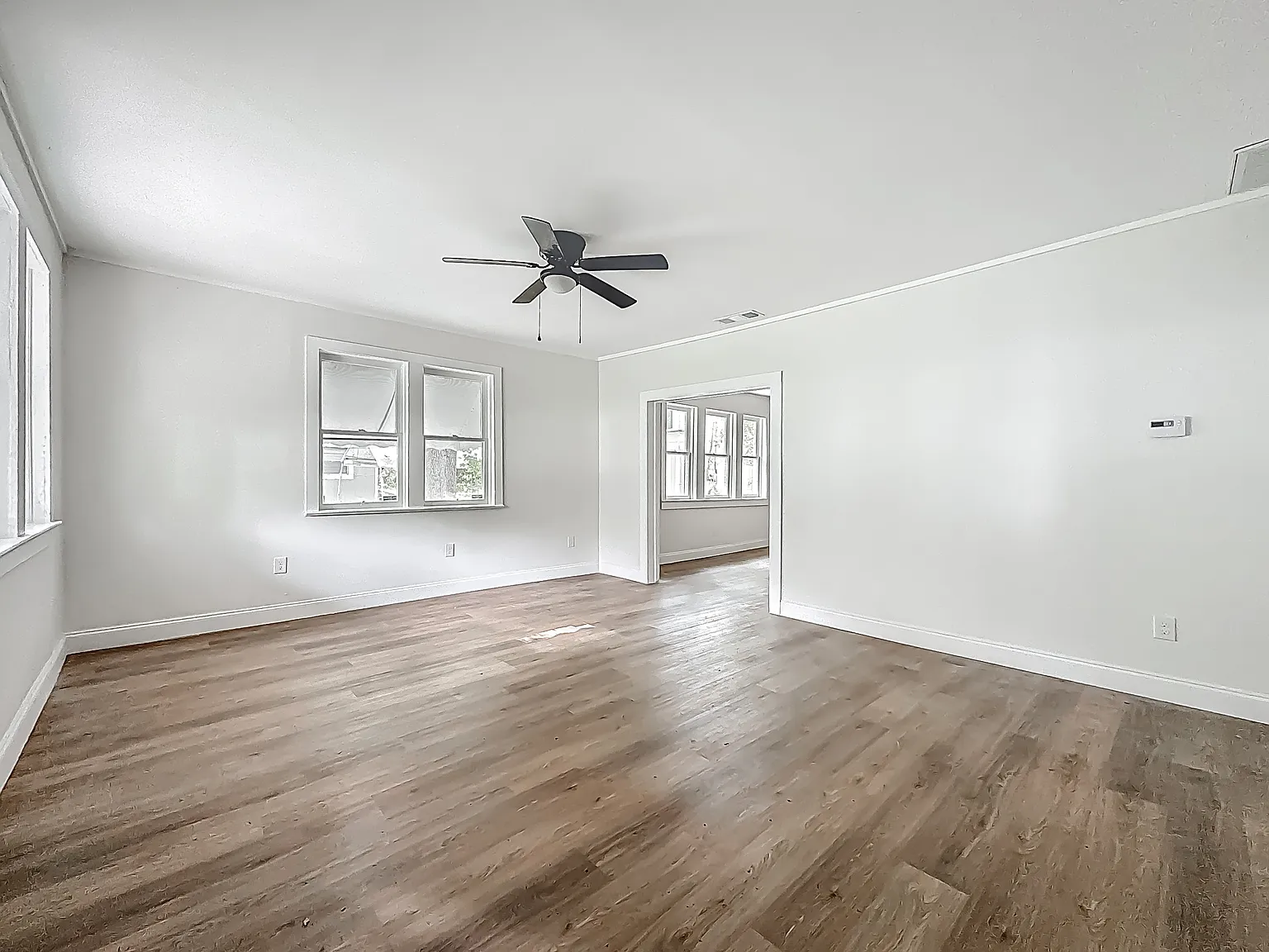 3358 Broadway Avenue - 1 — Photo 3