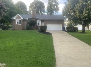 911 S Ridge Rd, Burlington, NC 27217