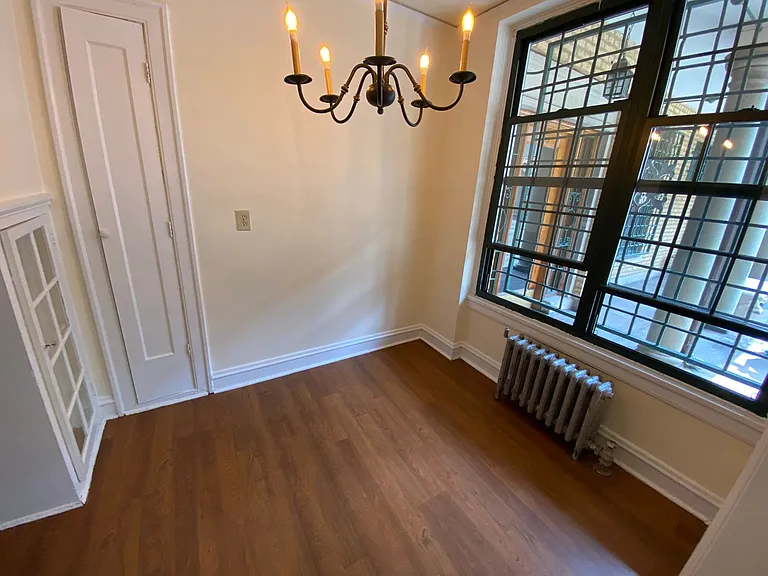 904 Hinman Ave #2D — Photo 3