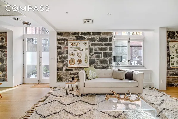 Sold by Compass | media 5
