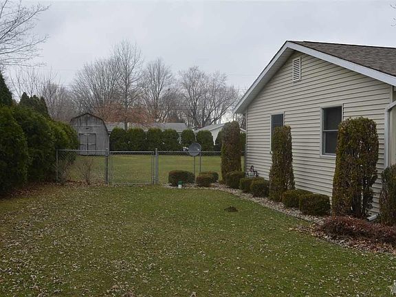 2nd image of 59051 State Road 15