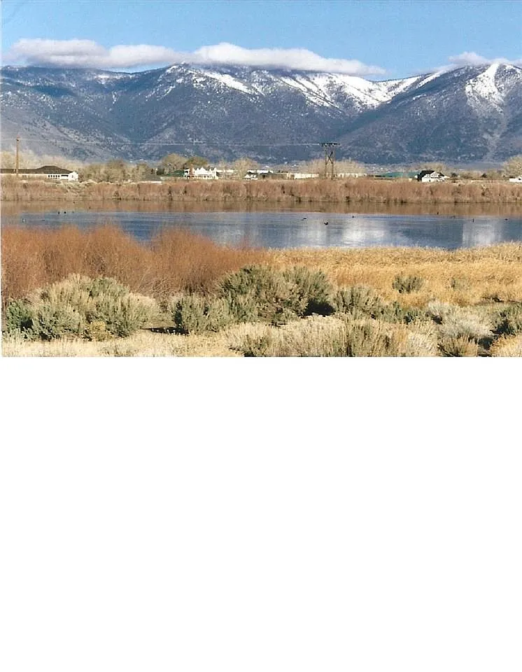 1624 E Valley Rd photo 1