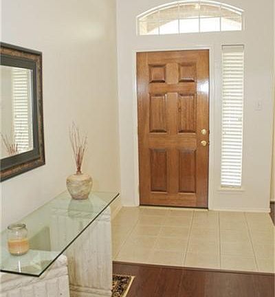 Tiled floor entry