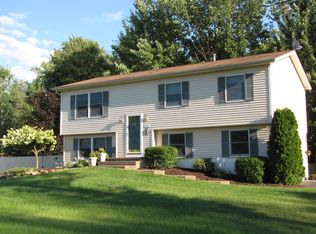 2022 Kenyon Rd, Ontario, NY 14519