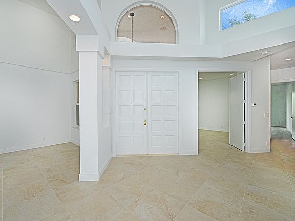 Home For Sale In Boca Grove