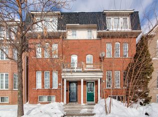 2162 Saint Clair Ave W, Toronto, ON M6N 5C1