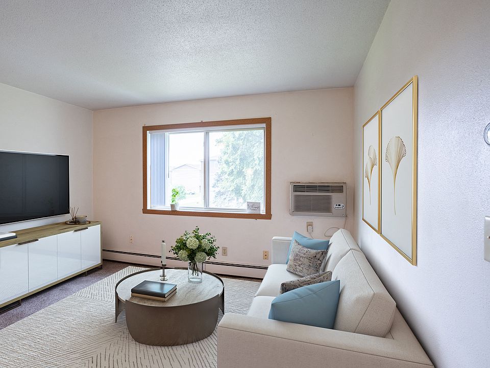 Fargo ND Morningside Apartments | 11A | Living