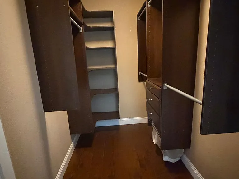 2461 Bay Hill Cir — Photo 15
