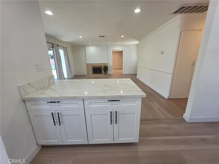 7422 Shoup Ave — Photo 13