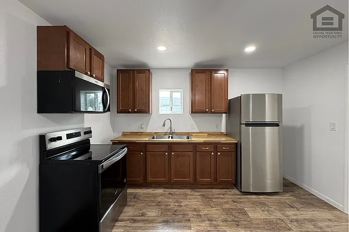 232 W Gail Dr #2 — Photo 12