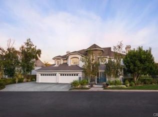 6826 E Hidden Oaks Ln, Orange, CA 92867