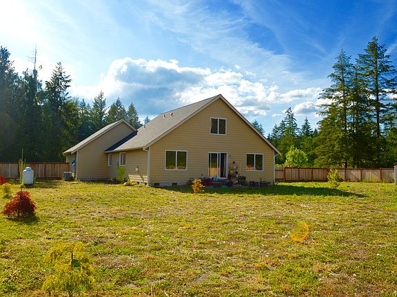 3rd image of 36509 28th Avenue Ct S