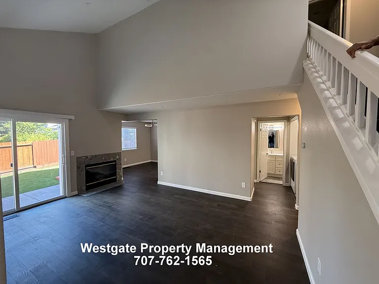 813 Chardonnay Cir — Photo 13