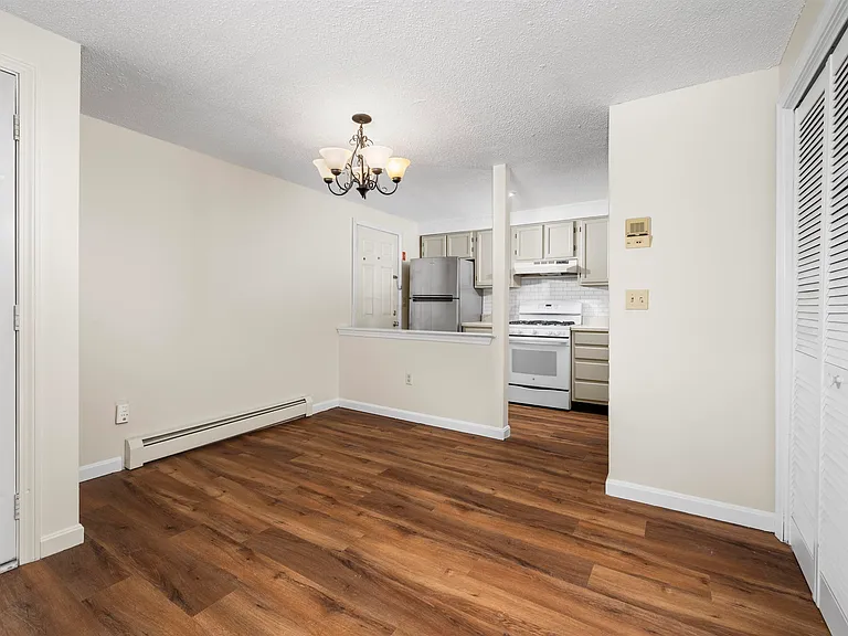 50 Brookside Dr #A7 — Photo 7