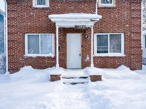 1052 Obrien St, South Bend, IN 46628