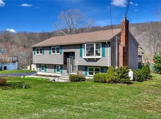 165 West Rd, Beacon Falls, CT 06403