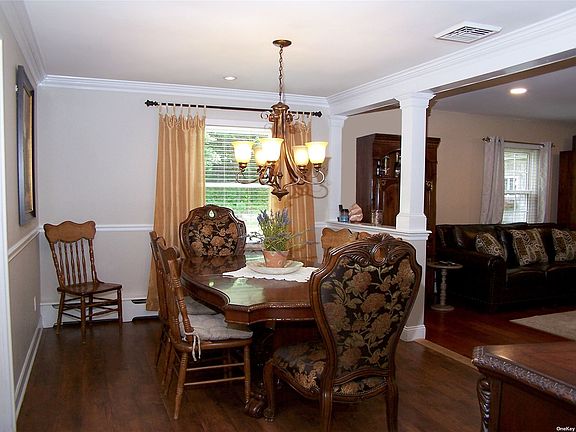 5th image of 51 Hopewell Dr