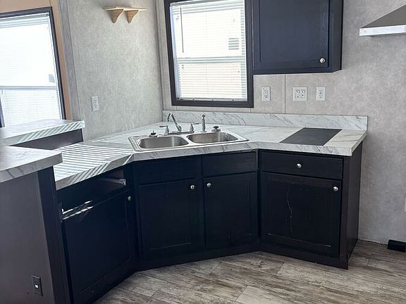 2nd image of 993 Michigan Ave E #53M