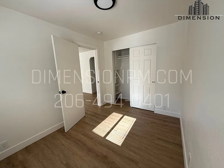 Skyway Apartments — Photo 22