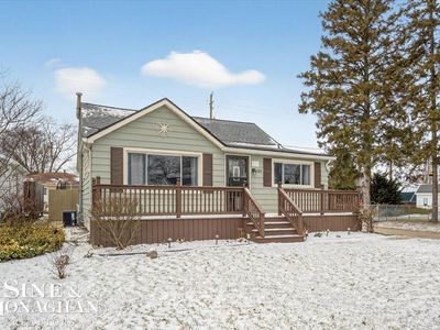 2517 16th Ave, Port Huron, MI, 48060