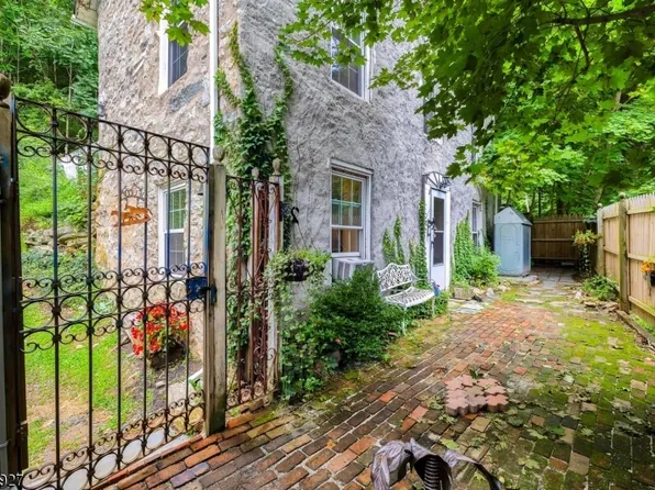 65 Schooleys Mountain Rd, Washington Twp., NJ 07853