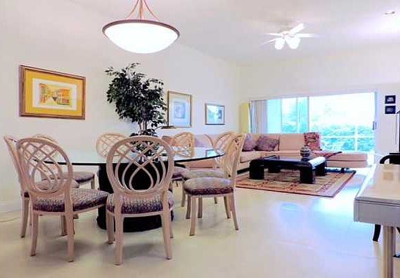 Home For Sale In Mizner Pointe