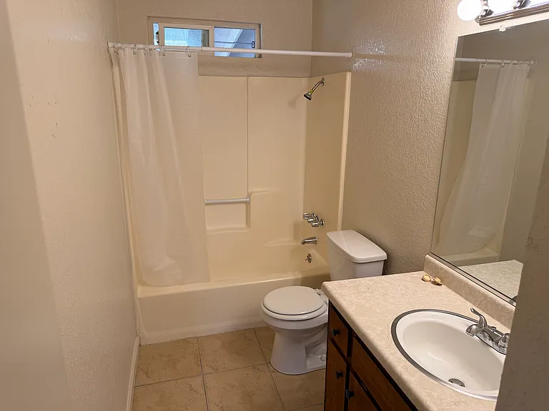 3604 Hemlock Ave — Photo 7