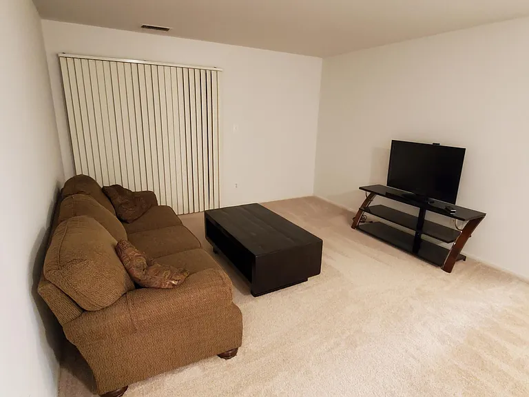 1781 Jonathan Way — Photo 3