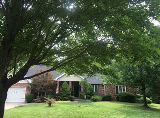 17 Woodcrest Dr, Joplin, MO 64804