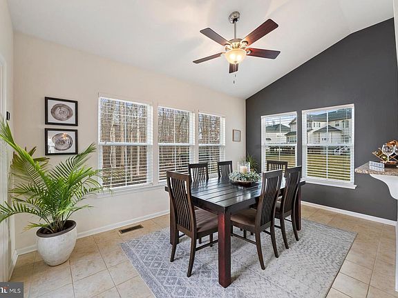 5th image of 7391 Lake Willow Ct