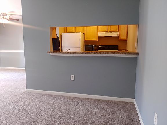 Breakfast Nook- Bar area