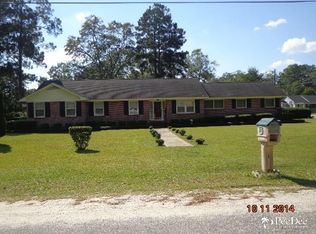 700 E Roosevelt St, Dillon, SC 29536