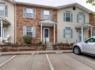 1329 Sunny Slope Dr #E, O'Fallon, MO 63366