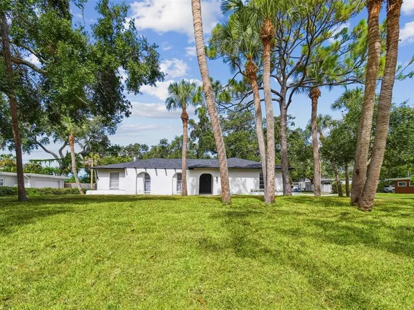 6701 30th St S, Saint Petersburg, FL 33712