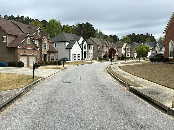 4th image of 5742 Jamerson Dr