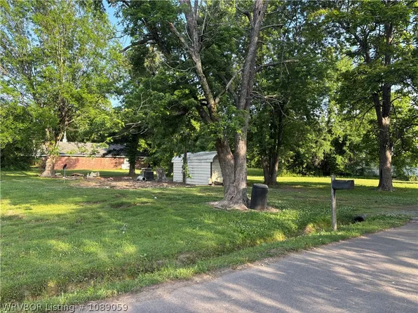 511 Carter Ave, Mulberry, AR 72947