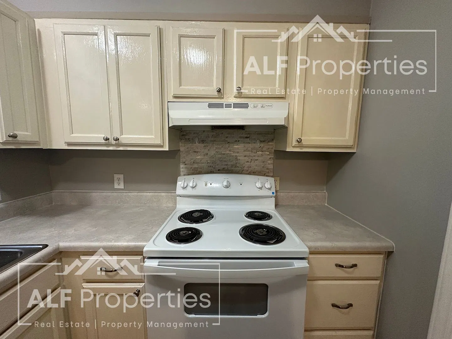 713 North Street Unit C — Photo 3