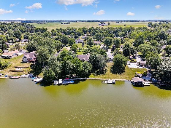 4th image of 677 Lakengren Dr
