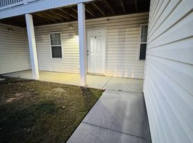 1150 Cross Creek Cir