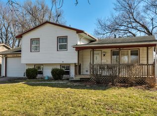 2721 E 38th St, Des Moines, IA 50317