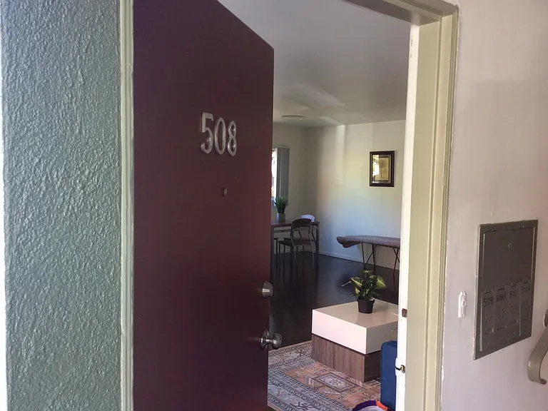 508 Midvale Ave #500 — Photo 12