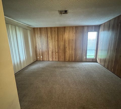 3rd image of 8202 Burgundy Dr