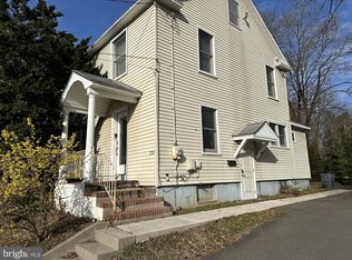 220 Edinburg Rd, Trenton, NJ