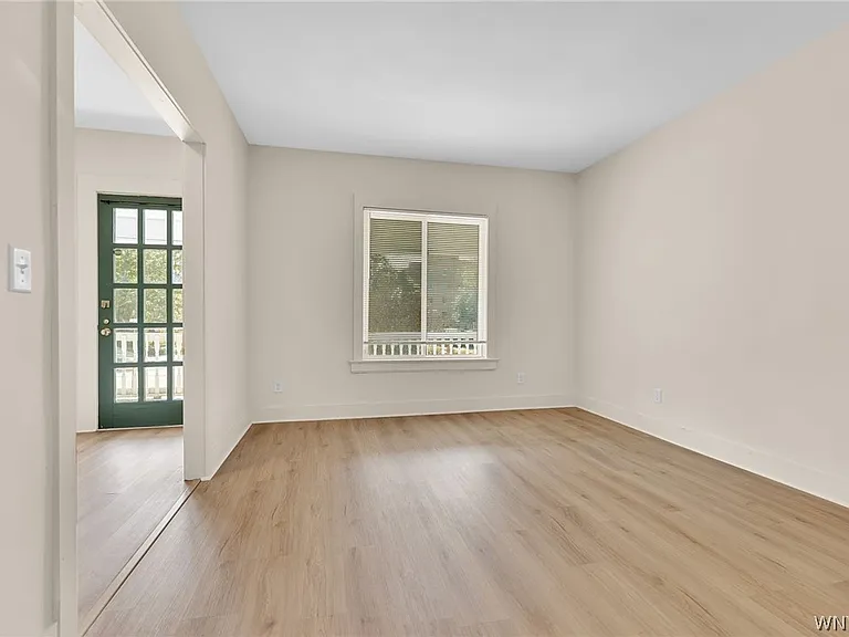 2206 Main St #1 — Photo 5