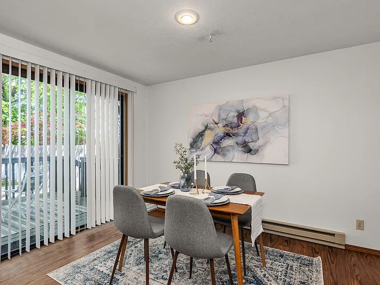 8213 N Colton St — Photo 11