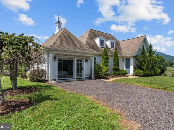 889 Fort Valley Rd, Sperryville, VA 22740