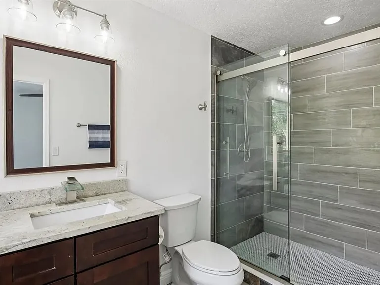 170 E Davis Blvd — Photo 11