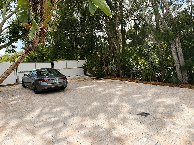114 Haven Beach Dr — Photo 17