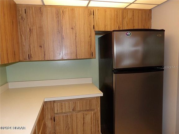 5th image of 140 Orchid Woods Ct APT 4B